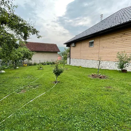 Vila Wooden